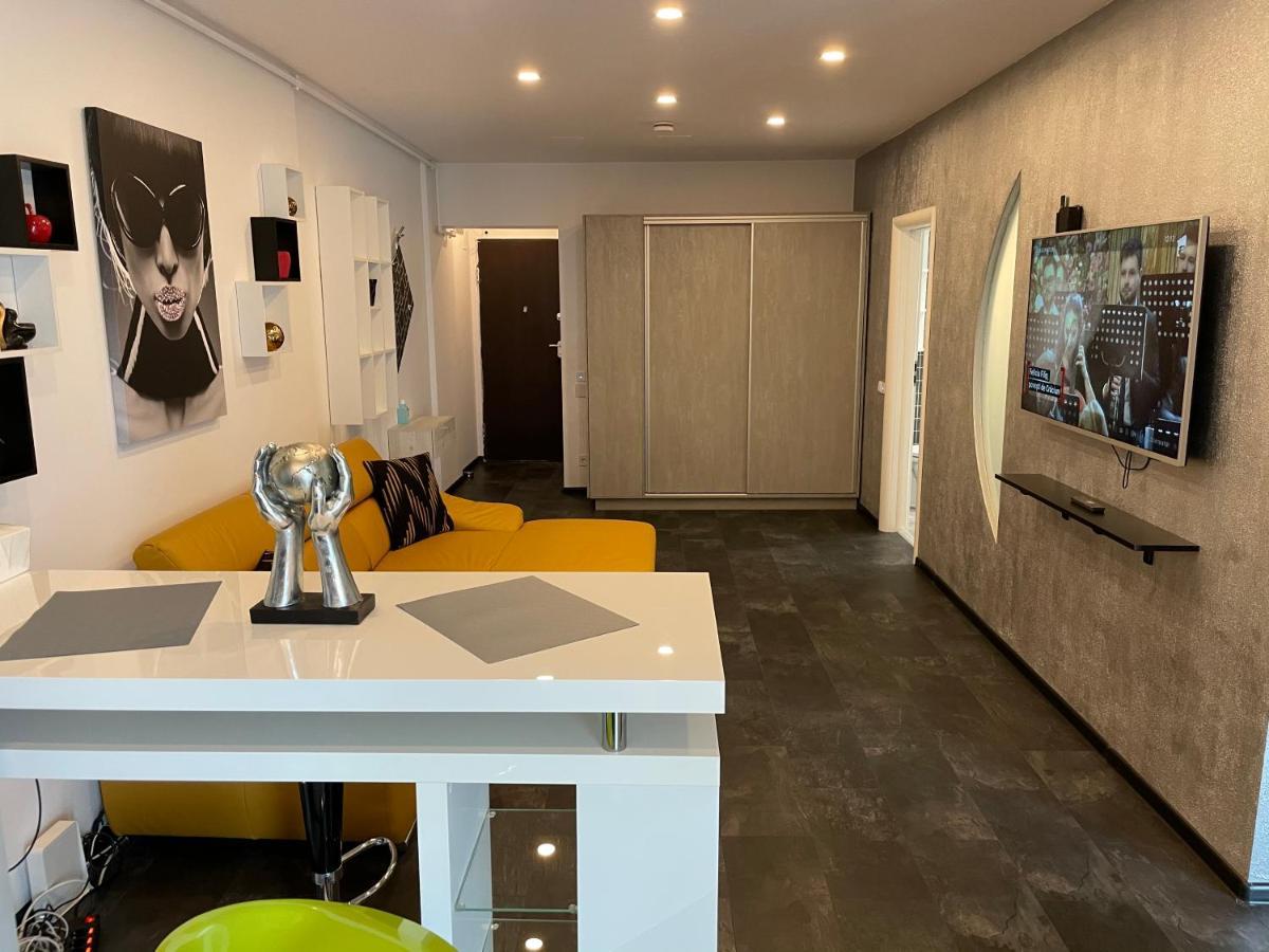 Fancy Westpark 2 Residence Lakeview W7 부쿠레슈티 외부 사진