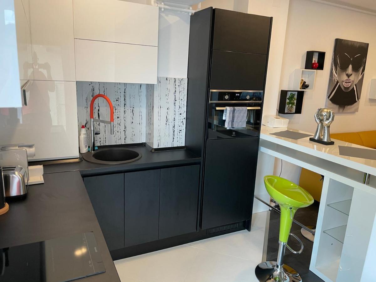 Fancy Westpark 2 Residence Lakeview W7 부쿠레슈티 외부 사진